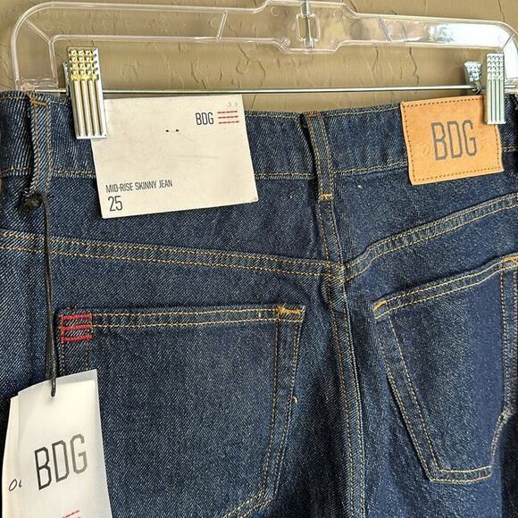 BDG Urban Outfitters Mid-Rise Skinny Jean size 25 - Picture 3 of 5